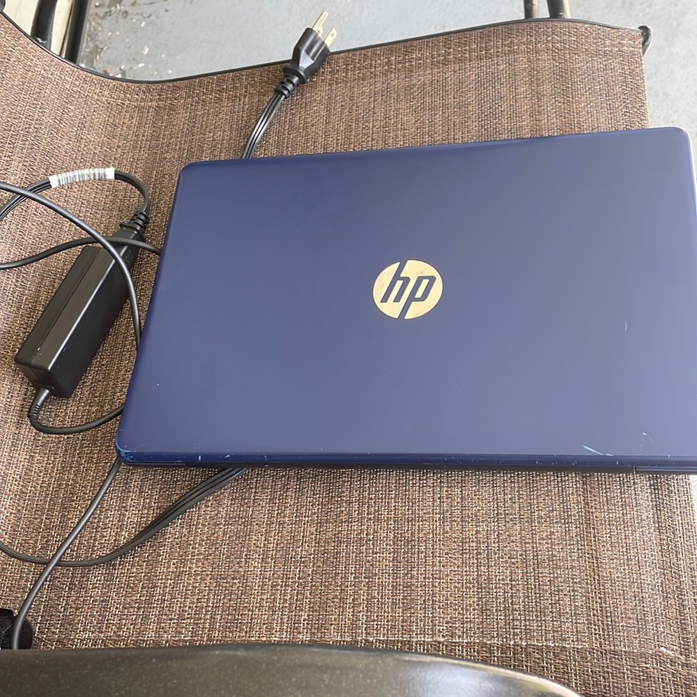 HP laptop model 14
